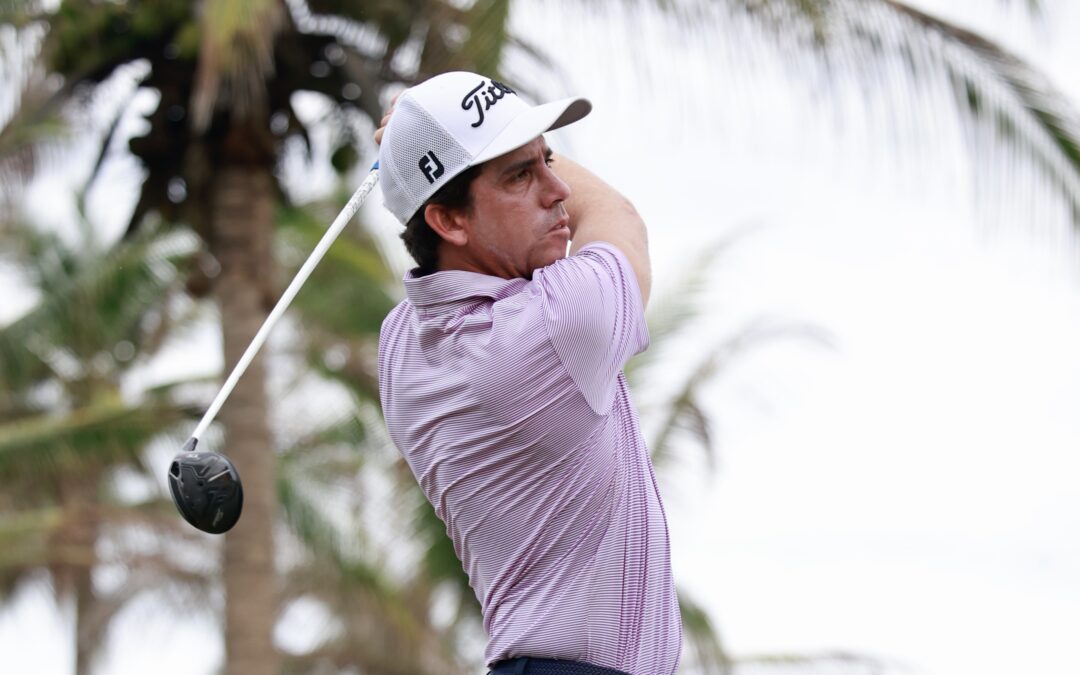 Los mexicanos Rodolfo Cazaubón y Oscar Fraustro comparten el liderato del Tres Vidas Tour Championship