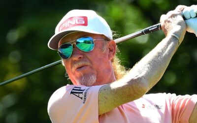 El español Miguel Angel Jiménez salió airoso de un duelo contra Steven Alker