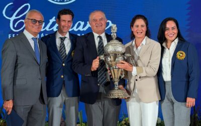 Lorena Ochoa recibe el reconocimiento como la Golfista del Siglo de la Federación Mexicana de Golf